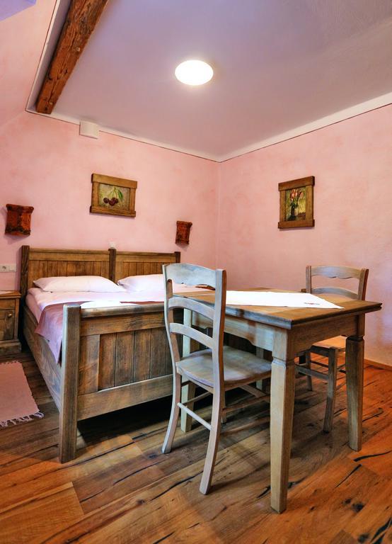 Pomona Relaxing Nature Guest House Rogaška Slatina Rum bild
