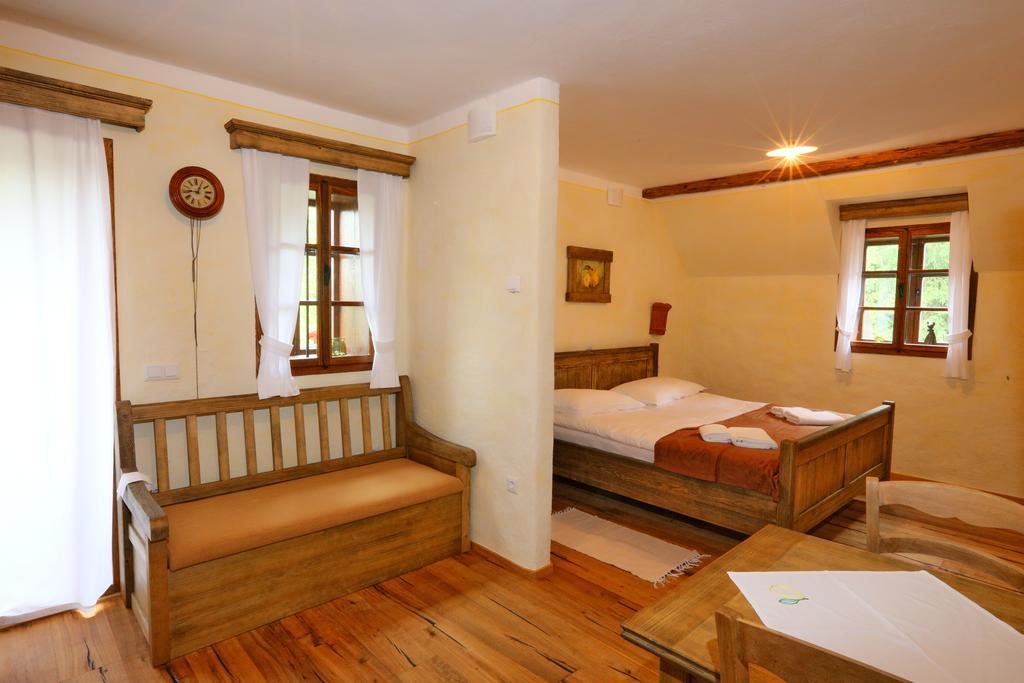 Pomona Relaxing Nature Guest House Rogaška Slatina Rum bild